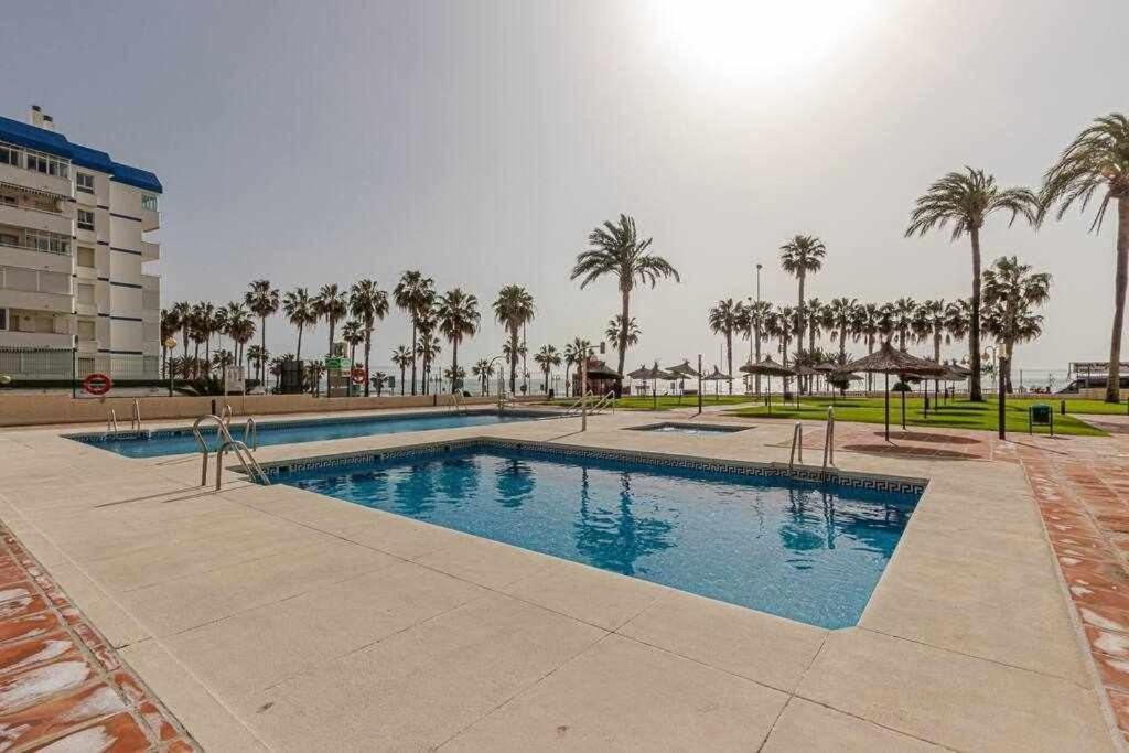 797 Holiday Rentals- Apartamento En Aloha Playa Frente Al Mar Бенальмадена Екстер'єр фото