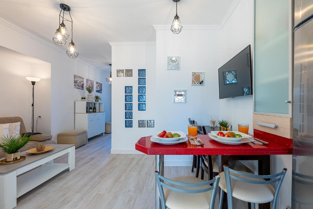 797 Holiday Rentals- Apartamento En Aloha Playa Frente Al Mar Бенальмадена Екстер'єр фото