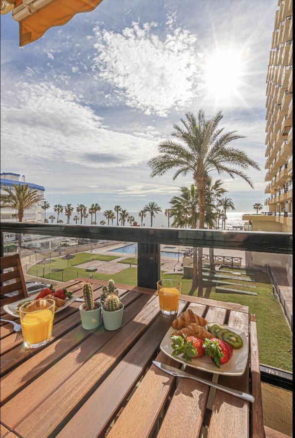 797 Holiday Rentals- Apartamento En Aloha Playa Frente Al Mar Бенальмадена Екстер'єр фото
